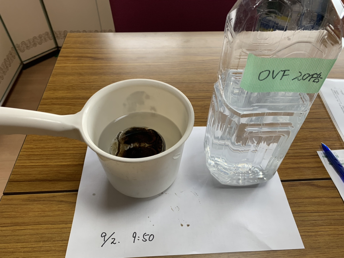 バイクのピストンがピカピカに！弊社特有の洗剤で洗浄してみました
